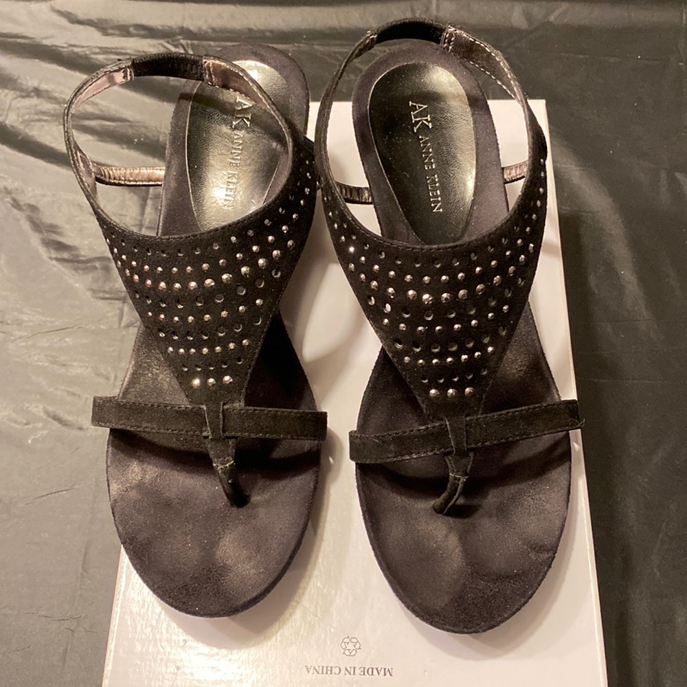 Anne Klein black suede sandal